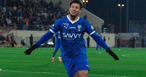 شاهد.. حارس الفيحاء يحرم الاتحاد من استعادة صدارة الدوري السعودي