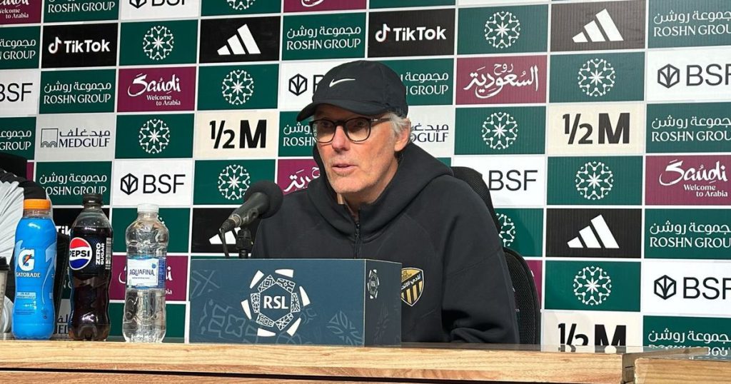 لوران بلان مدرب الاتحاد في مؤتمر صحفي بعد مباراة الفيحاء بدوري روشن السعودي - 11 يناير 2025 - X/@aawsat_sptلوران بلان مدرب الاتحاد في مؤتمر صحفي بعد مباراة الفيحاء بدوري روشن السعودي - 11 يناير 2025 - X/@aawsat_spt