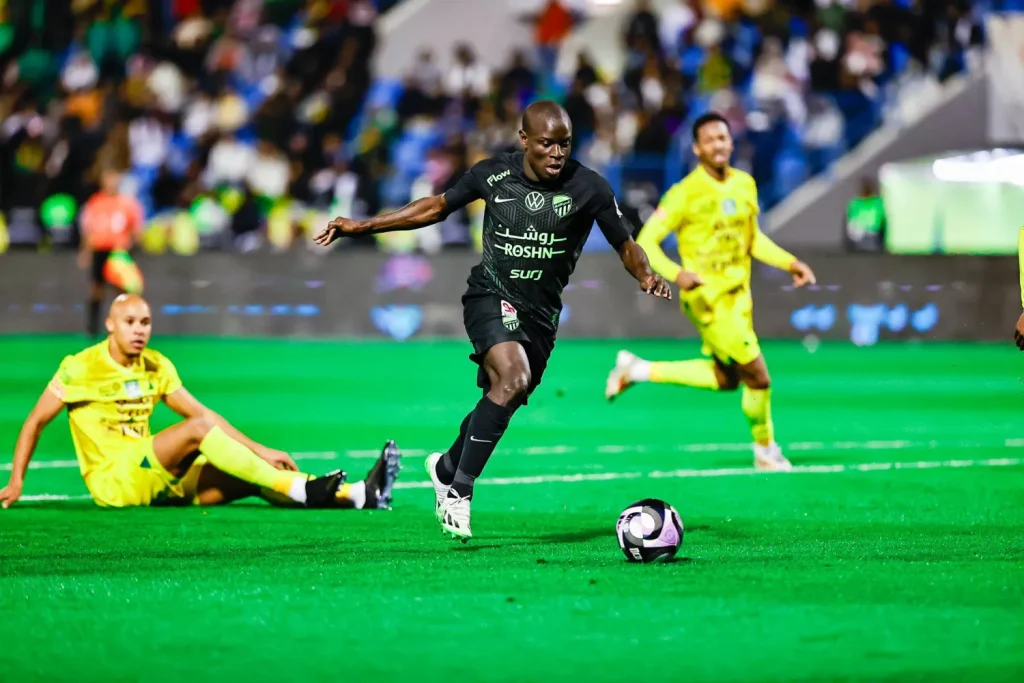 الخليج يفرض التعادل على اتحاد جدة في دوري روشن السعودي