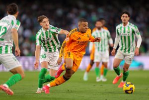 خسارة مفاجئة لريال مدريد أمام ريال بيتيس في الدوري الإسباني