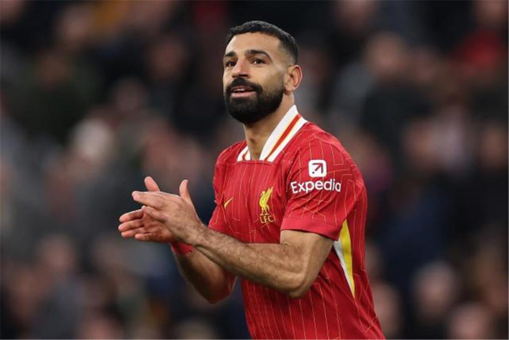 محمد صلاح يقود ليفربول للفوز على ساوثهامبتون بثلاثية في الدوري الإنجليزي