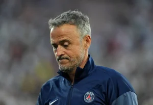 لويس إنريكي يرغب في العودة لتدريب برشلونة