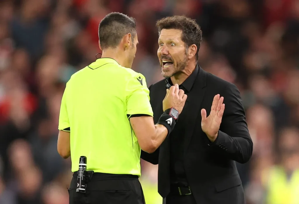 سيميوني: الإيمان والعمل الجماعي سر الفوز التاريخي 5-2 على ريال مدريد