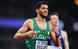 بطولة العالم لألعاب القوى .. الجزائري سجاتي يحرز فضية سباق 800 متر بطولة العالم لألعاب القوى .. الجزائري سجاتي يحرز فضية سباق 800 متر