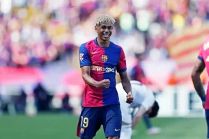 يامال: نيمار وميسي مرشحي المفضلين للكرة الذهبية إذا لم أفز بها