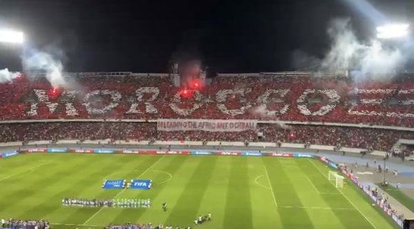 ألترا “السبوعة” تحضر تيفو ثلاثي الأبعاد تاريخي لمباراة المغرب والنيجر