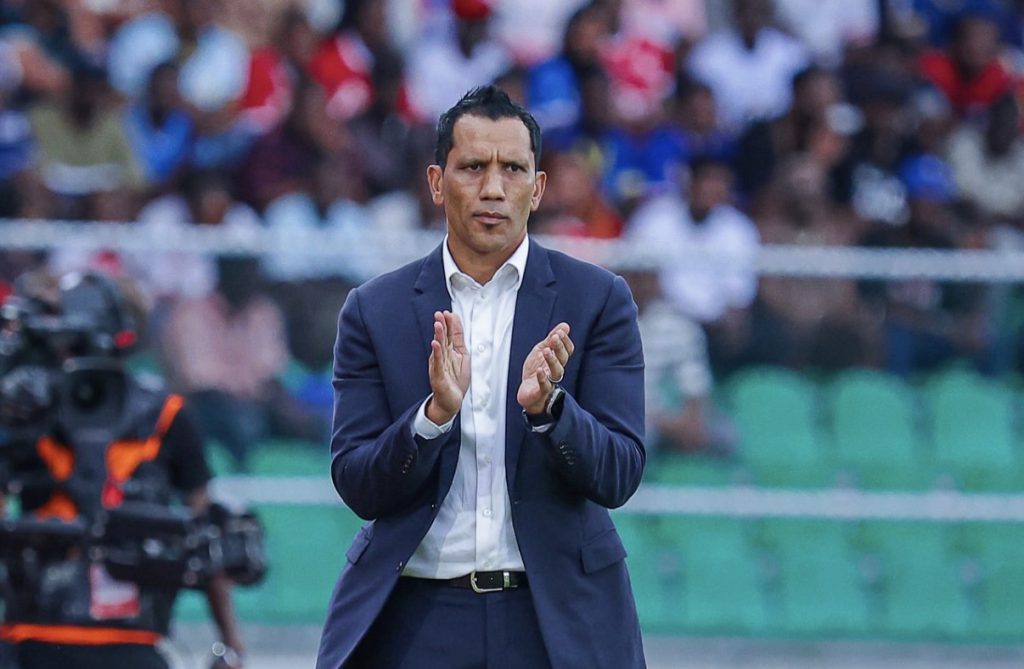تقرير.. من هو فادلو مدرب الرجاء الرياضي الجديد ؟