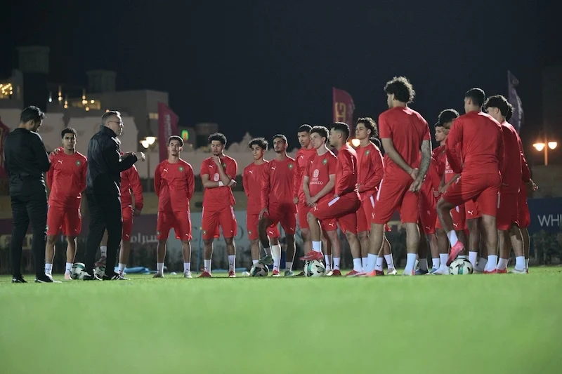 طاقم تحكيم من أوروغواياني لقيادة مباراة المغرب وإسبانيا في مونديال الشباب