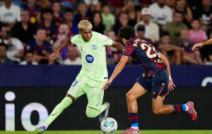 برشلونة يحقق فوزا صعبا أمام ريال سوسيداد في الدوري الإسباني
