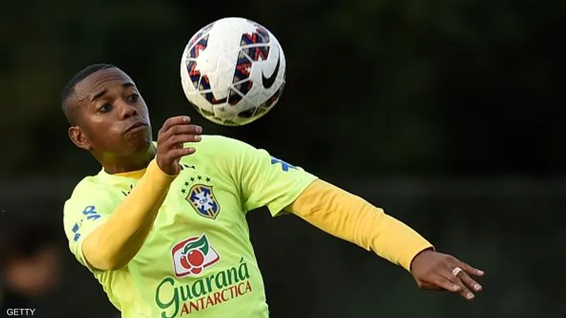 روبينيو يكشف كواليس عيشه داخل أسوار السجن روبينيو يكشف كواليس عيشه داخل أسوار السجن