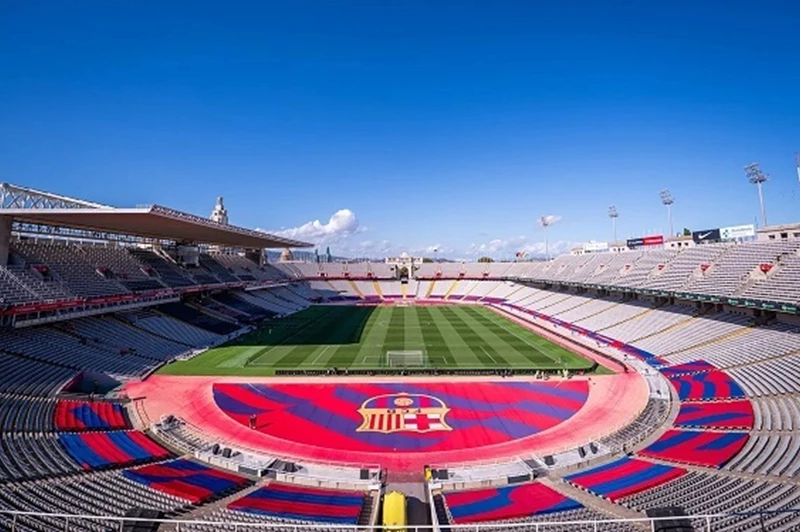 برشلونة يعلن نقل مباراته أمام جيرونا إلى مونتجويك