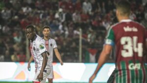 أولمبيك آسفي يشد الرحال إلى تونس بعزيمة التأهل في كأس الكونفدرالية