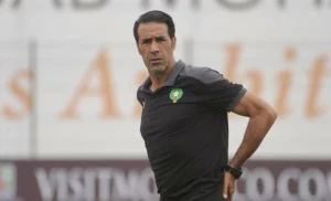 الكوكب المراكشي يتوصل لاتفاق مع المدرب هشام الدميعي