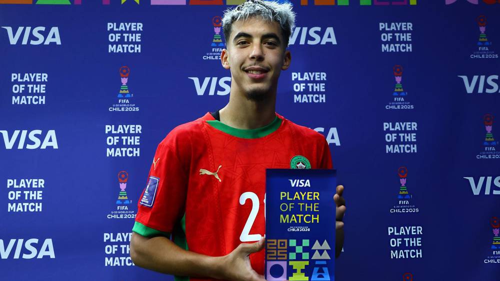 زابيري يتوج بجائزة رجل مباراة المغرب ضد كوريا الجنوبية في مونديال الشباب