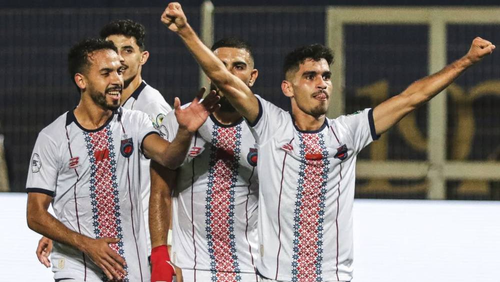أسفي يتأهل لدور المجموعات رغم الخسارة أمام الملعب التونسي أسفي يتأهل لدور المجموعات رغم الخسارة أمام الملعب التونسي