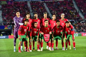 الفيفا يكشف طاقم تحكيم مباراة المغرب وكوريا الجنوبية في مونديال الشباب