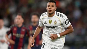 مبابي يتعرض للإصابة مع ريال مدريد