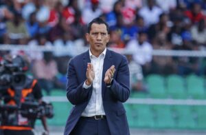 مدرب الرجاء: “قدمنا أداءً جيدًا لكننا افتقدنا الفعالية أمام المرمى” مدرب الرجاء: “قدمنا أداءً جيدًا لكننا افتقدنا الفعالية أمام المرمى”