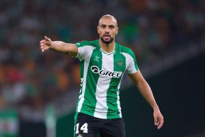 إصابة سفيان أمرابط تُهدد مشاركته مع المنتخب المغربي أمام البحرين والكونغو