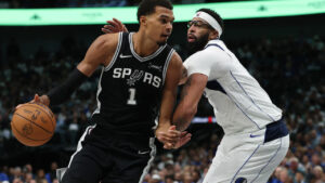 فضيحة تهز الـNBA.. الـFBI يعتقل مدرب ولاعبين بتهم مراهنات غير قانونية