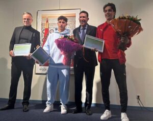 القنصلية المغربية في بروكسيل تُكرم نجمي منتخب الشباب بعد التتويج بلقب المونديال القنصلية المغربية في بروكسيل تُكرم نجمي منتخب الشباب بعد التتويج بلقب المونديال