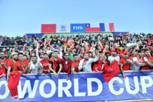 الجماهير المغربية تزحف نحو التشيلي لمساندة أشبال الأطلس في النهائي العالمي