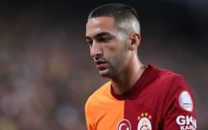 حكيم زياش قريب من الدوري الروماني