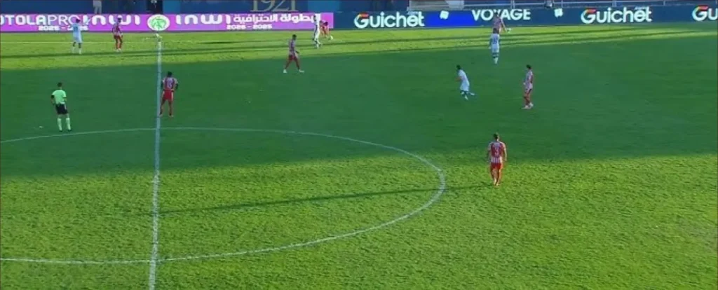 تعادل مثير بين أولمبيك الدشيرة والنادي المكناسي في البطولة الاحترافية تعادل مثير بين أولمبيك الدشيرة والنادي المكناسي في البطولة الاحترافية