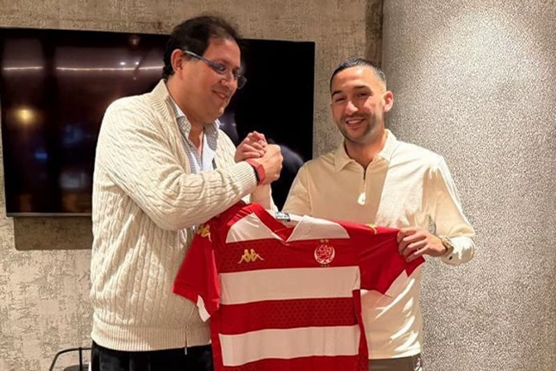 أيت منا يكشف كواليس صفقة حكيم زياش وموقف بنهاشم أيت منا يكشف كواليس صفقة حكيم زياش وموقف بنهاشم