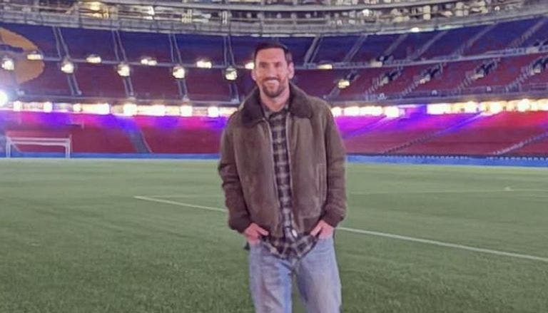 لابورتا يعلق على زيارة ميسي لكامب نو ويغلق الباب أمام التكهنات