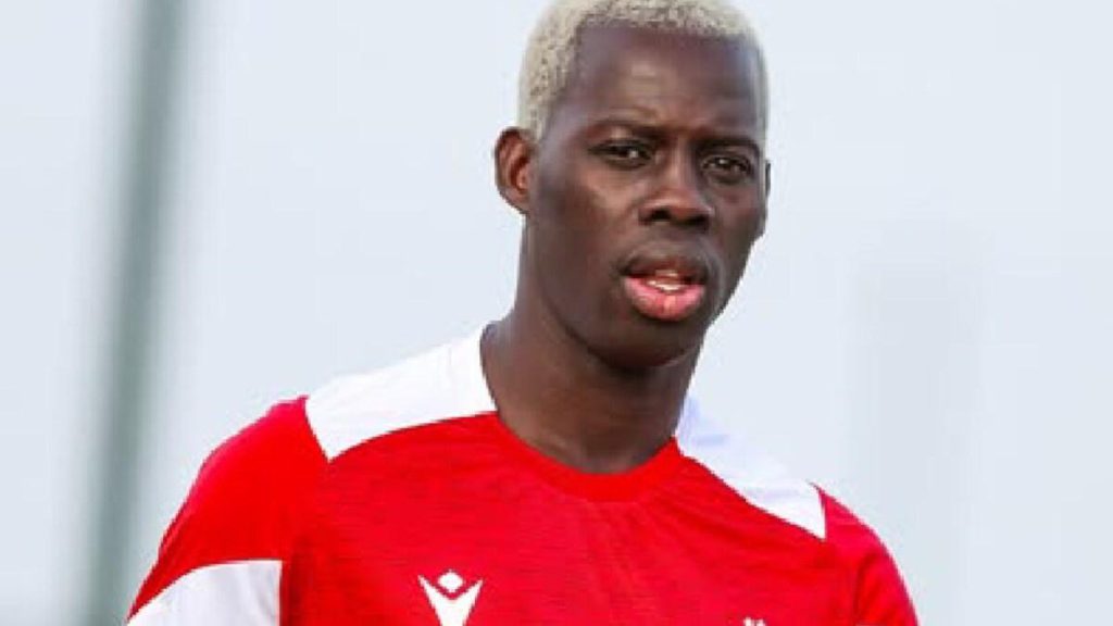 الوداد يطمئن الجماهير على حالة عزيز كي بعد إصابته ضد عزام