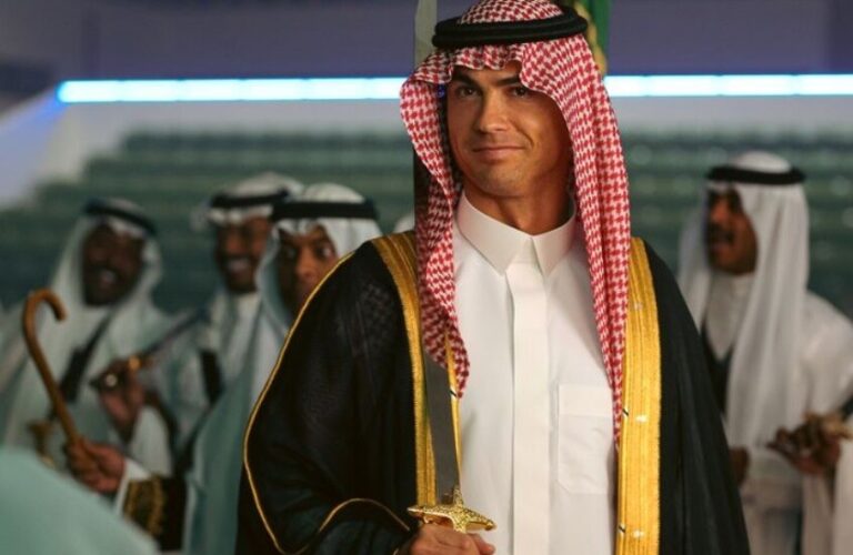 كريستيانو رونالدو: أنا رجل سعودي