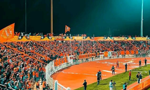 نهضة بركان يعلن عن انطلاق بيع تذاكر مباراة النادي المكناسي