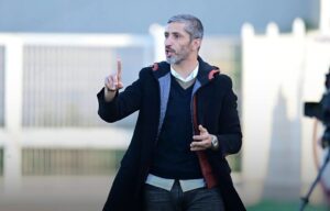 زكريا عبوب يعود لقيادة أولمبيك أسفي