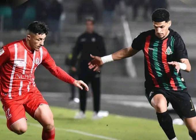 انتصار ثمين للجيش الملكي يعزز موقعه في صدارة الدوري المغربي