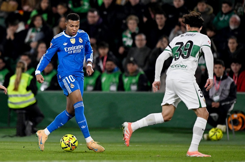 ريال مدريد يتفادى الهزيمة أمام إلتشي ويستعيد الصدارة