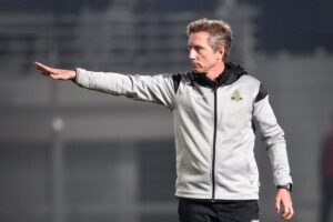 دوس سانتوس: الجيش الملكي جاهز لمقارعة كبار إفريقيا في دوري الأبطال