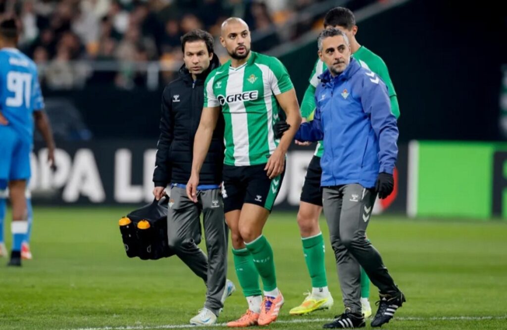 آخر مستجدات إصابة أمرابط وإيسكو بعد اصطدامهما العنيف في الدوري الأوروبي