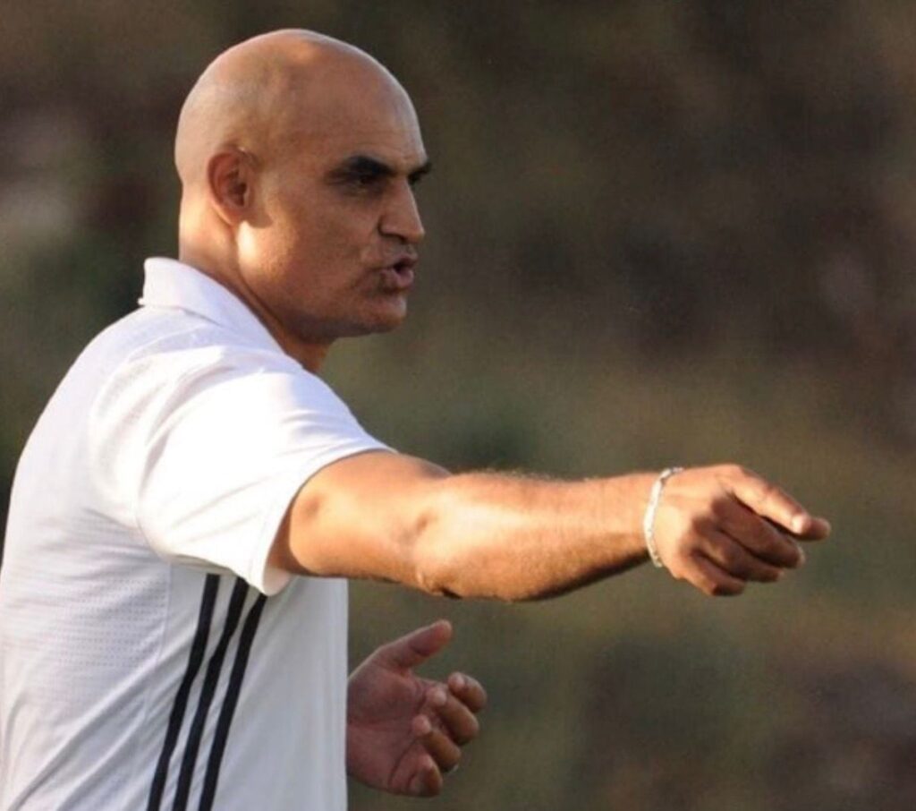 شباب أطلس خنيفرة ينفصل عن بوطهير ويبحث عن خليفة له