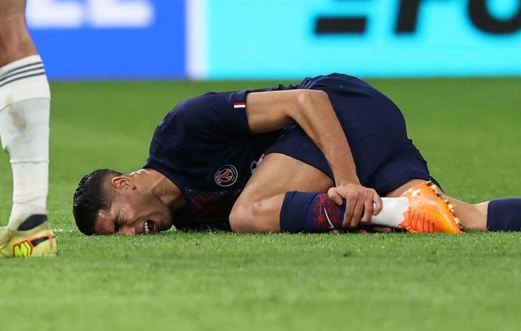 تصريح غير متوقع من نجم بايرن بعد إصابة حكيمي