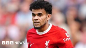 المغاربة يهاجمون الكولمبي دياز بعد الحادثة المؤسفة في دوري الأبطال