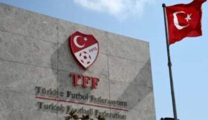 الاتحاد التركي لكرة القدم يحيل 1024 لاعبًا محترفًا للجنة الانضباط