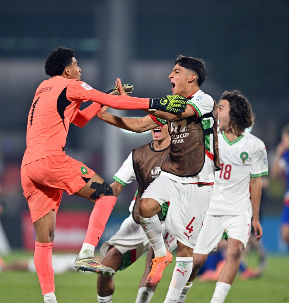 الركراكي يشيد بروح منتخب الأشبال ويهاجم الانتقادات