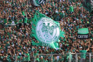 فصائل نادي الرجاء تستنكر تعاقد المكتب مع شركة كوكا كولا