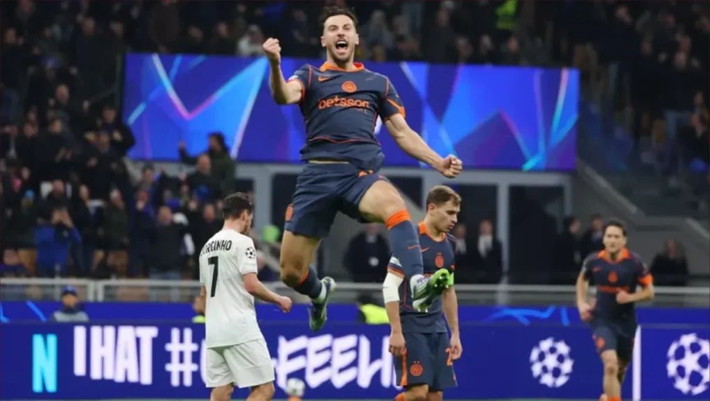 إنتر لا يرحم… مارتينيز يكتب التاريخ وأوغوستو يحسم الانتصار في دوري أبطال أوروبا