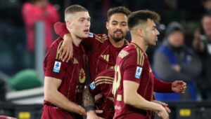 روما يَعود من ميدان رينجرز بانتصارٍ ثمين في الدوري الأوروبي