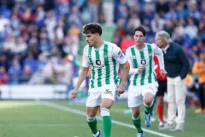 الزلزولي يسجل هدفاً ويقود ريال بيتيس للفوز في الدوري الأوروبي