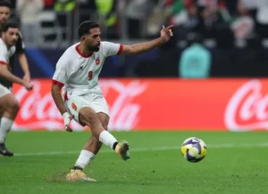 مهاجم الأردن يرفض شائعات الأنانية بعد مواجهة الإمارات