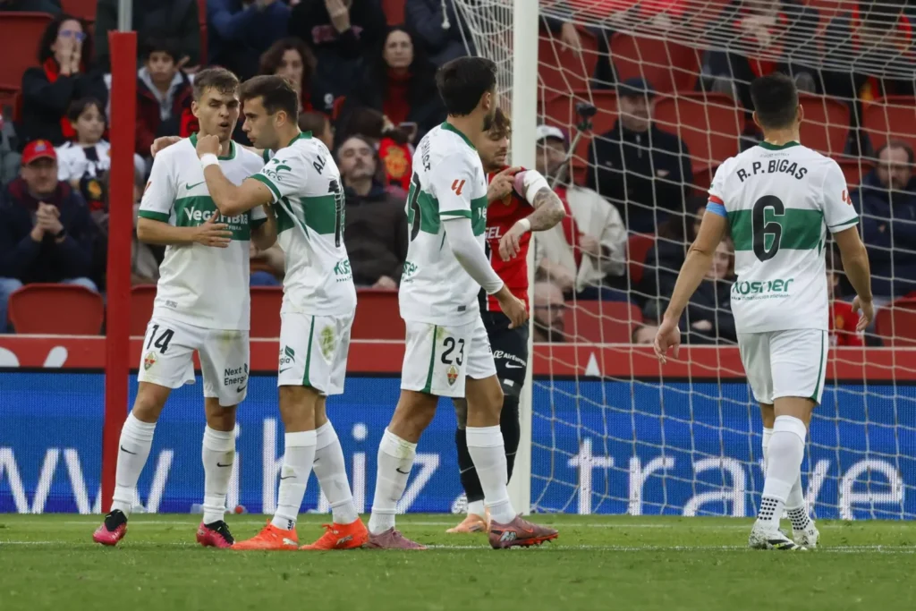 إلتشي ولاكورونيا يتأهلان لدور الـ16 بكأس ملك إسبانيا