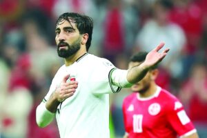 نجم فلسطين يكشف “عبارة صادمة” في حديثه مع حكم مواجهة السعودية